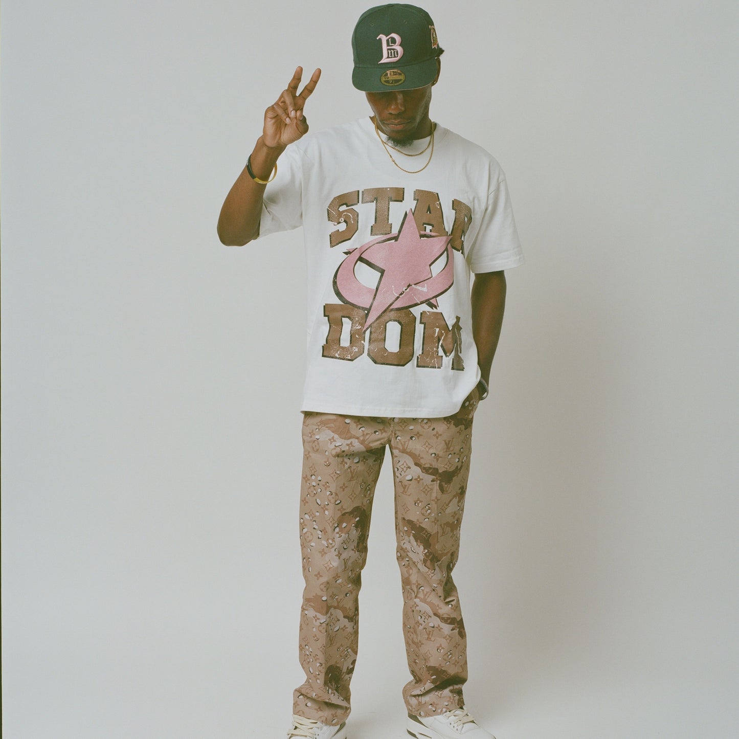 STARDOM TEE "Pink/Brown"